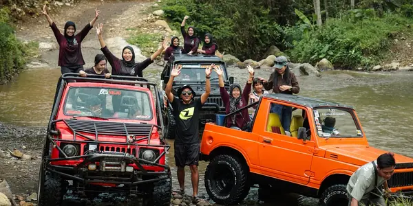 Medium 1 Jeep Adventure Kemuning