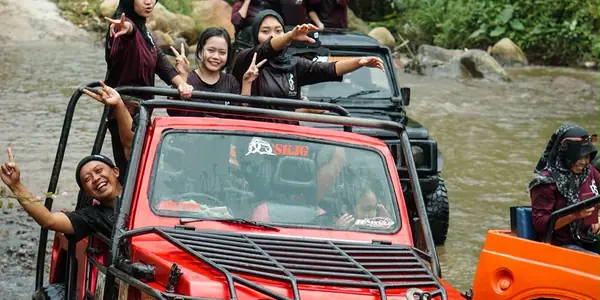 Medium 2 Jeep Adventure Kemuning