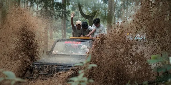 Short 2 Jeep Adventure Kemuning