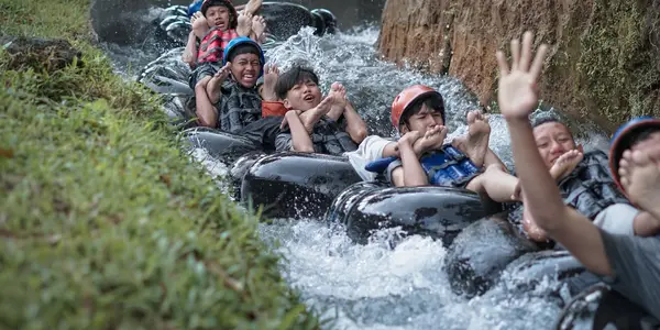 Paket 2 River Tubing Kemuning
